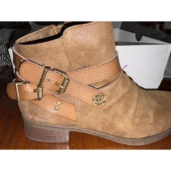Blowfish Malibu Brown Veto Faux Suede Ankle Boots Side Zip Women 8 Buckle New - Picture 1 of 13